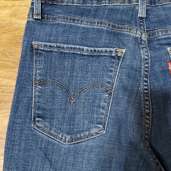 Levi's 721 High Rise Skinny Womens Distressed Jeans Size 28 (Length 30) - Picture 15 of 15